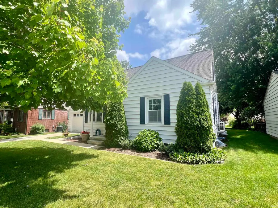 3225 Crescent Avenue, Logansport, IN 46947 - #3