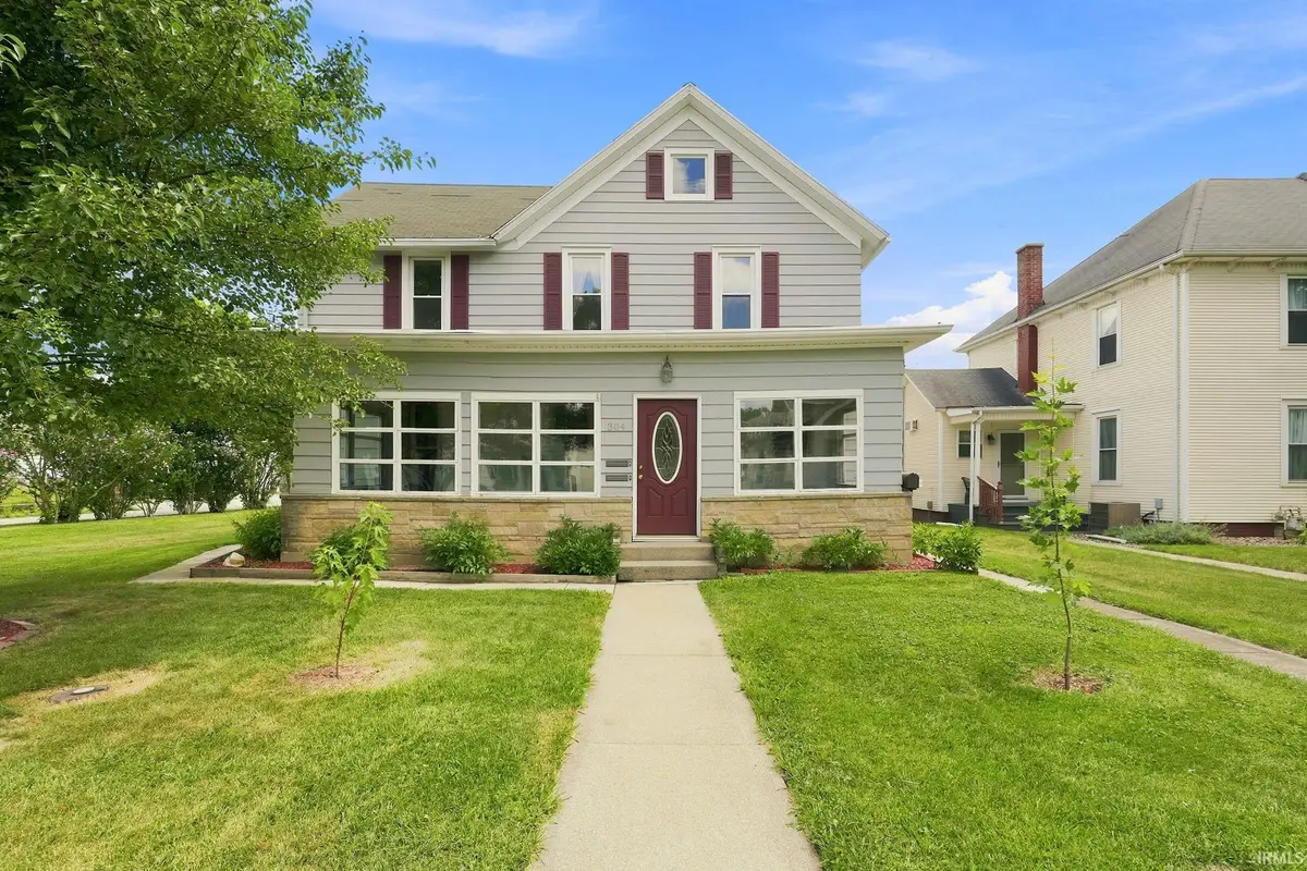 304 N Main Street, Columbia City, IN 46725 - #1