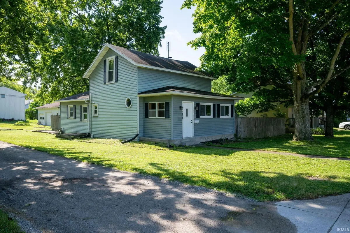 308 N Walnut Street, Columbia City, IN 46725 - #1