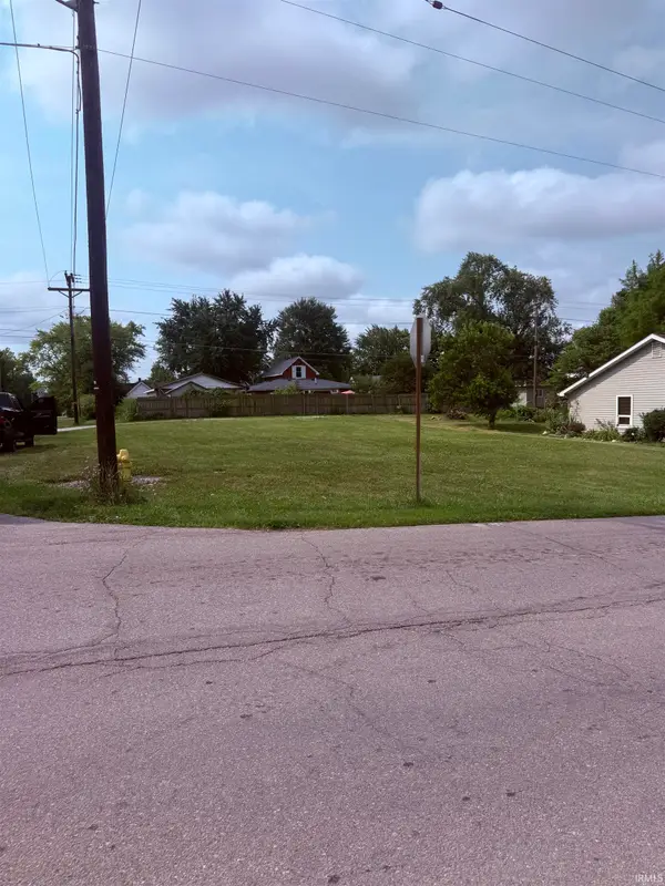 630 E Bond Avenue, Marion, IN 46952