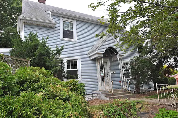 1240 Altgeld Street, South Bend, IN 46614
