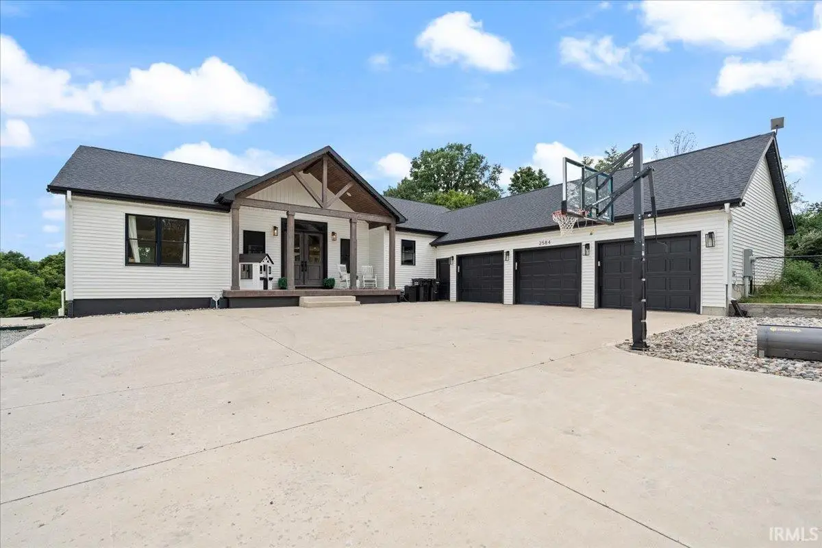 2584 W Sheckler Road, Columbia City, IN 46725 - #1