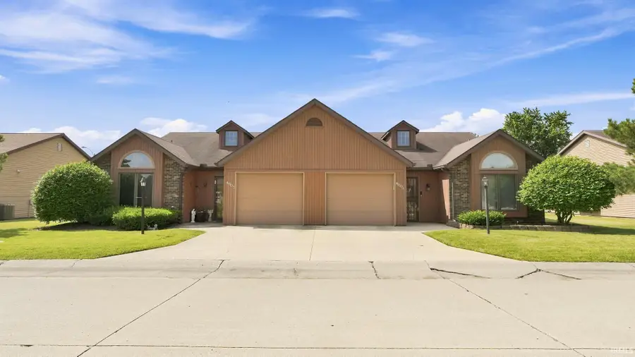4905 Woodmark Court, Fort Wayne, IN 46815 - #2