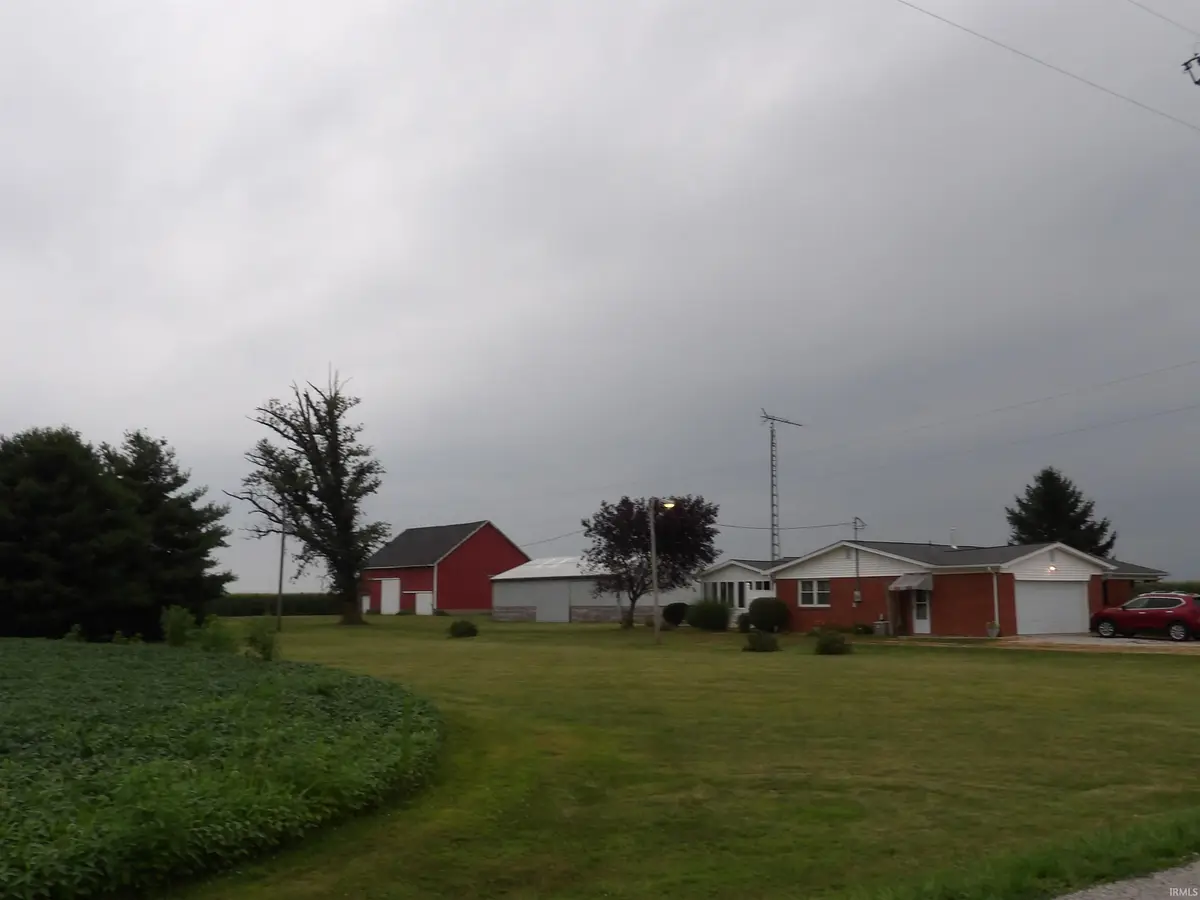 5748 S 700 East, Walton, IN 46994 - #1