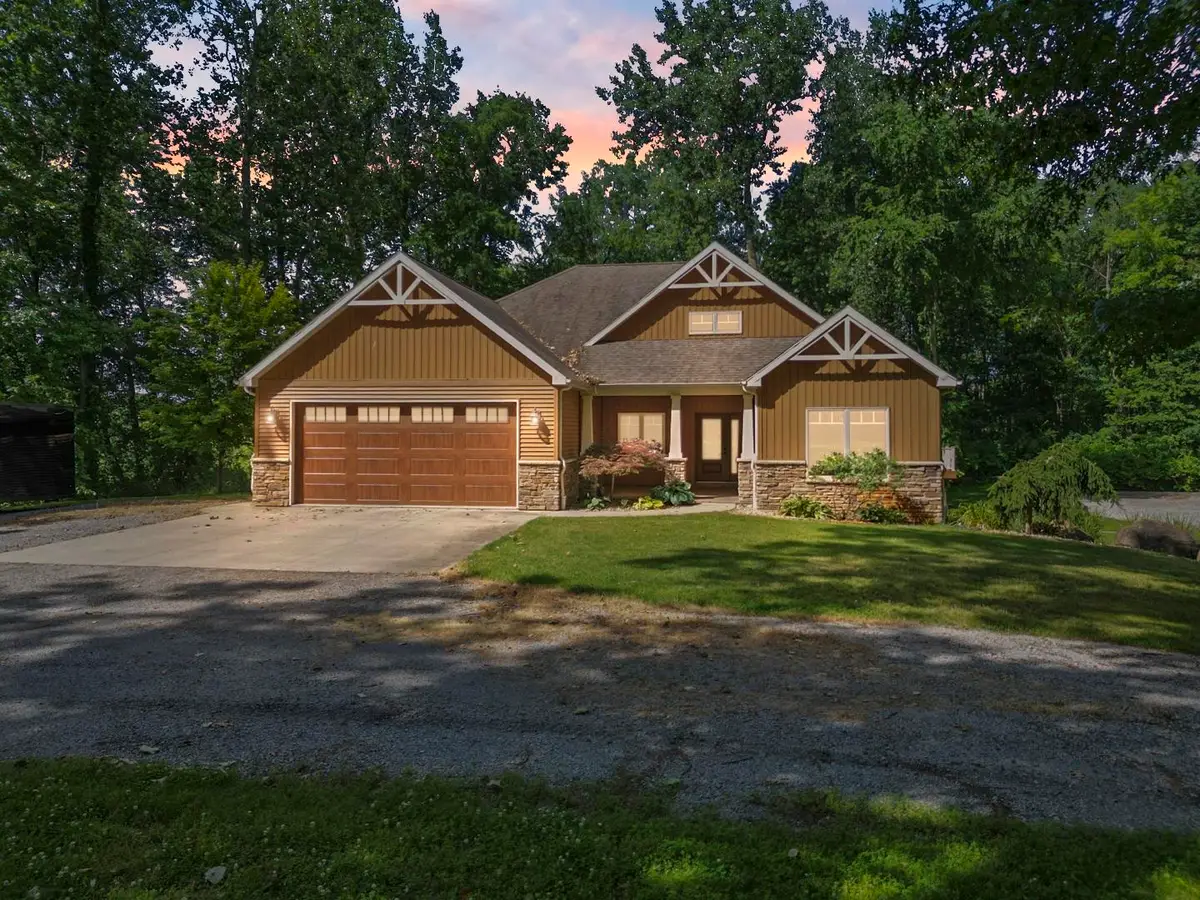 5645 N 450 East Road, Leesburg, IN 46538 - #1