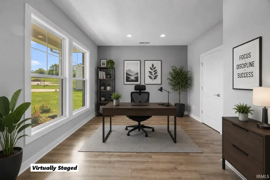 1406 N Hunters Crossing Pass, Huntingburg, IN 47542 - #2
