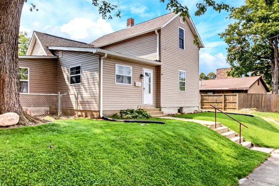 574 Washington Street, Wabash, IN 46992 - #2
