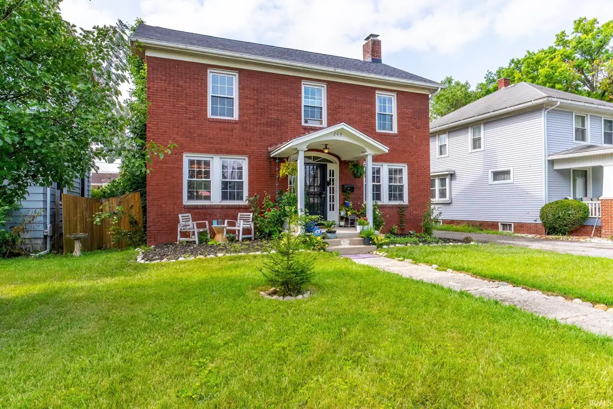209 S Cornell Circle, Fort Wayne, IN 46807 - #1