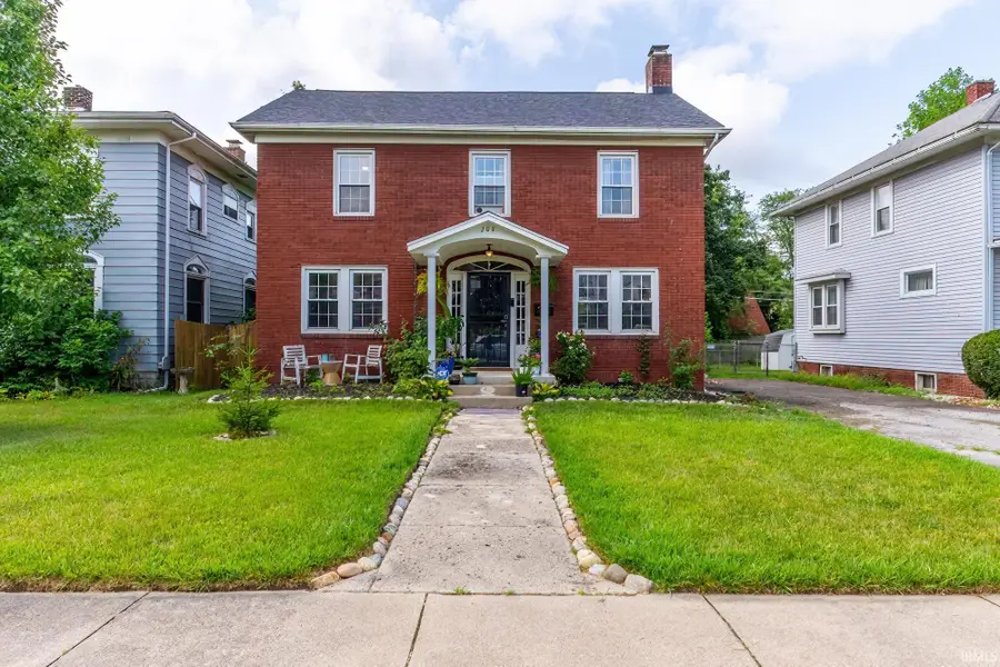 209 S Cornell Circle, Fort Wayne, IN 46807 - #2