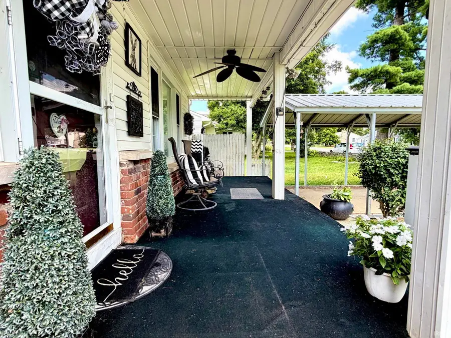 2753 Western Avenue, Bedford, IN 47421 - #2