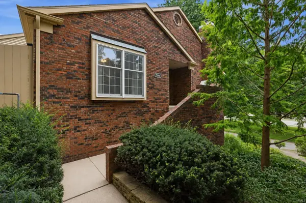 2648 E Windermere Woods Drive, Bloomington, IN 47401