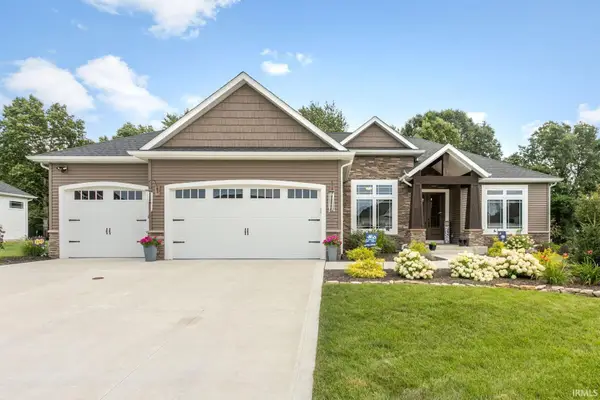 54706 Columbia Bay Drive, Osceola, IN 46561