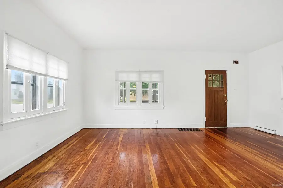 624 E Battell Street, Mishawaka, IN 46545 - #3