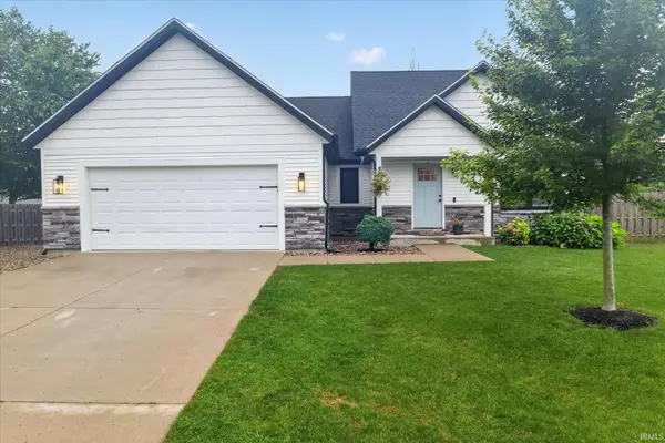 5515 Bay Char Court, Osceola, IN 46561