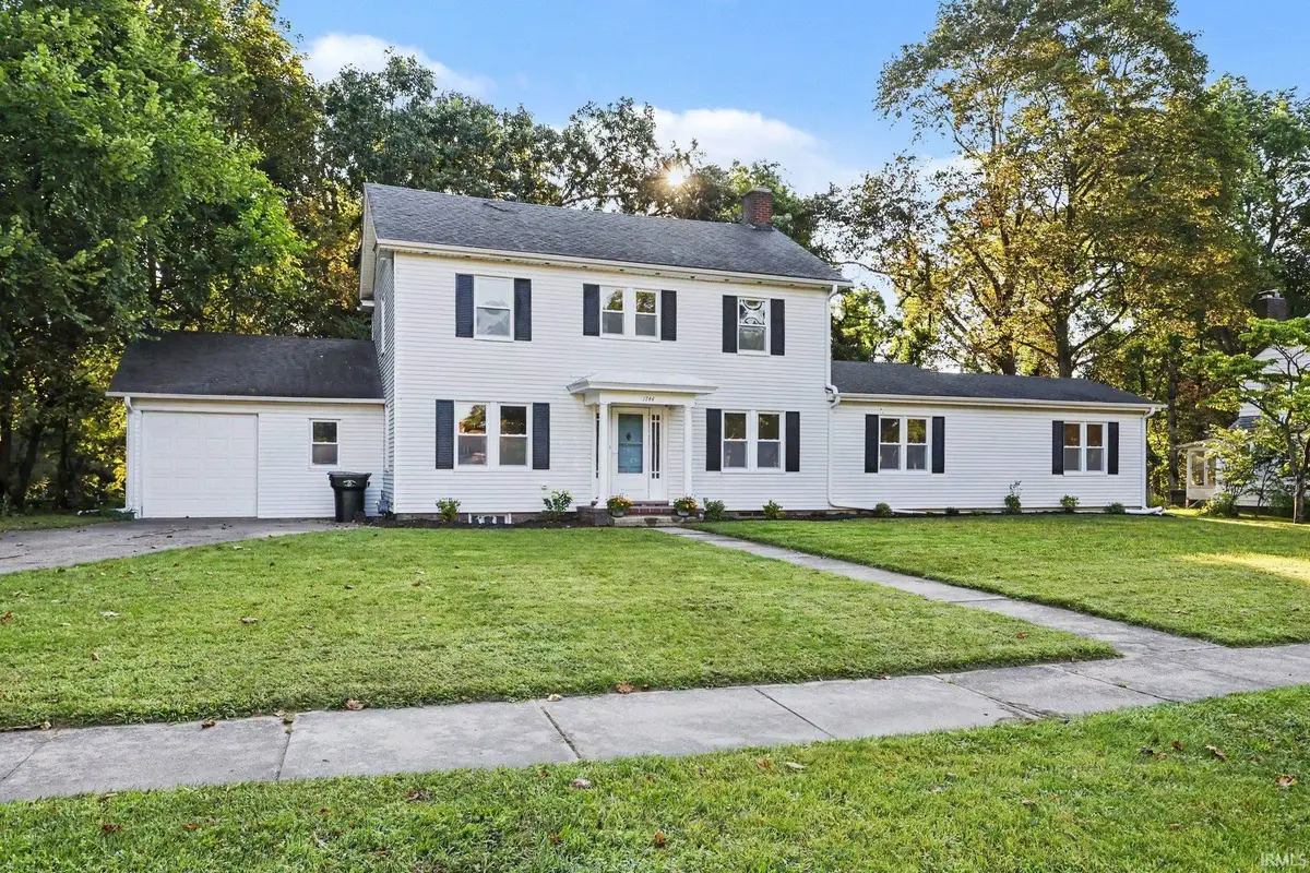 1744 Kessler Boulevard, South Bend, IN 46616 - #1