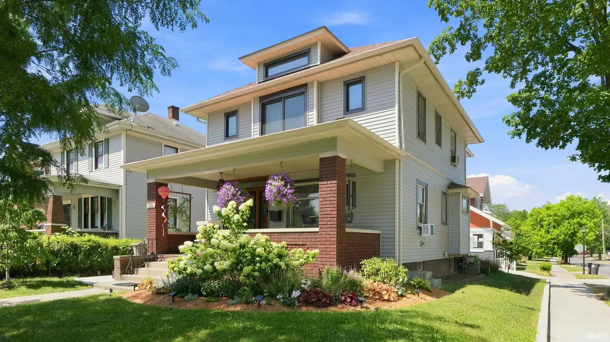 2704 Hoagland Avenue, Fort Wayne, IN 46807 - #1