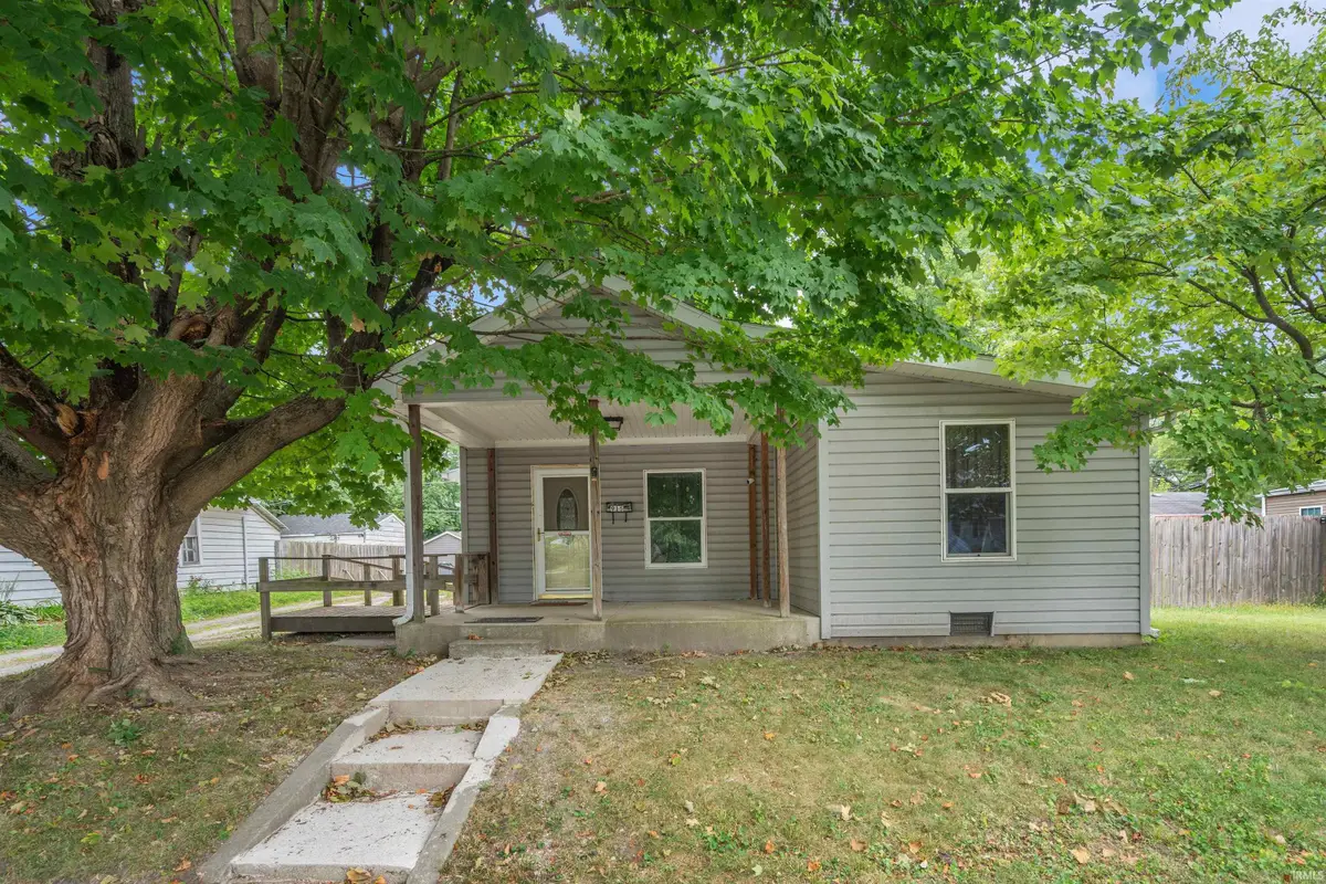 915 N Courtland Avenue, Kokomo, IN 46901 - #1