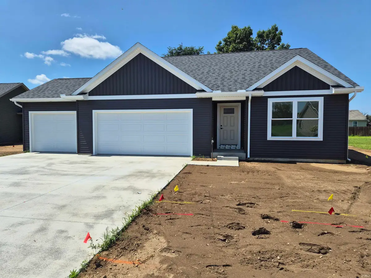 435 N Eastfield Circle, Van Buren, IN 46526 - #1