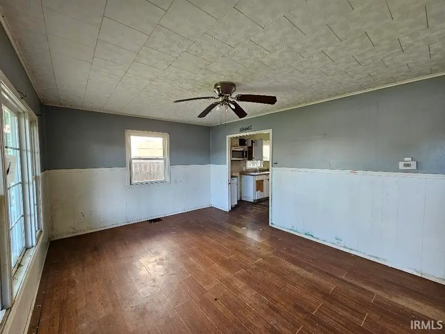 2106 W 8th Street, Marion, IN 46952 - #2
