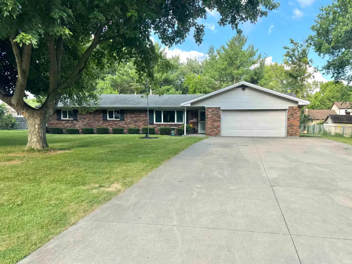 902 Pavalion Drive, Kokomo, IN 46901 - #1