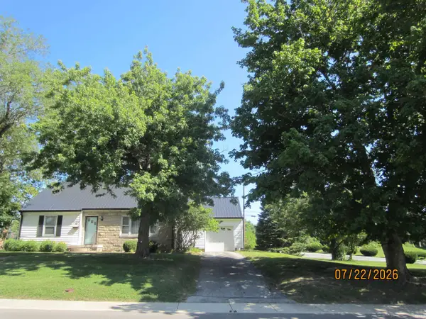 1102 W Jeffras Avenue, Marion, IN 46952