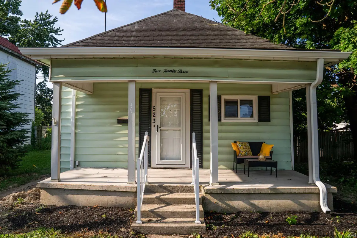 523 W Commercial Street, Hartford City, IN 47348 - #1