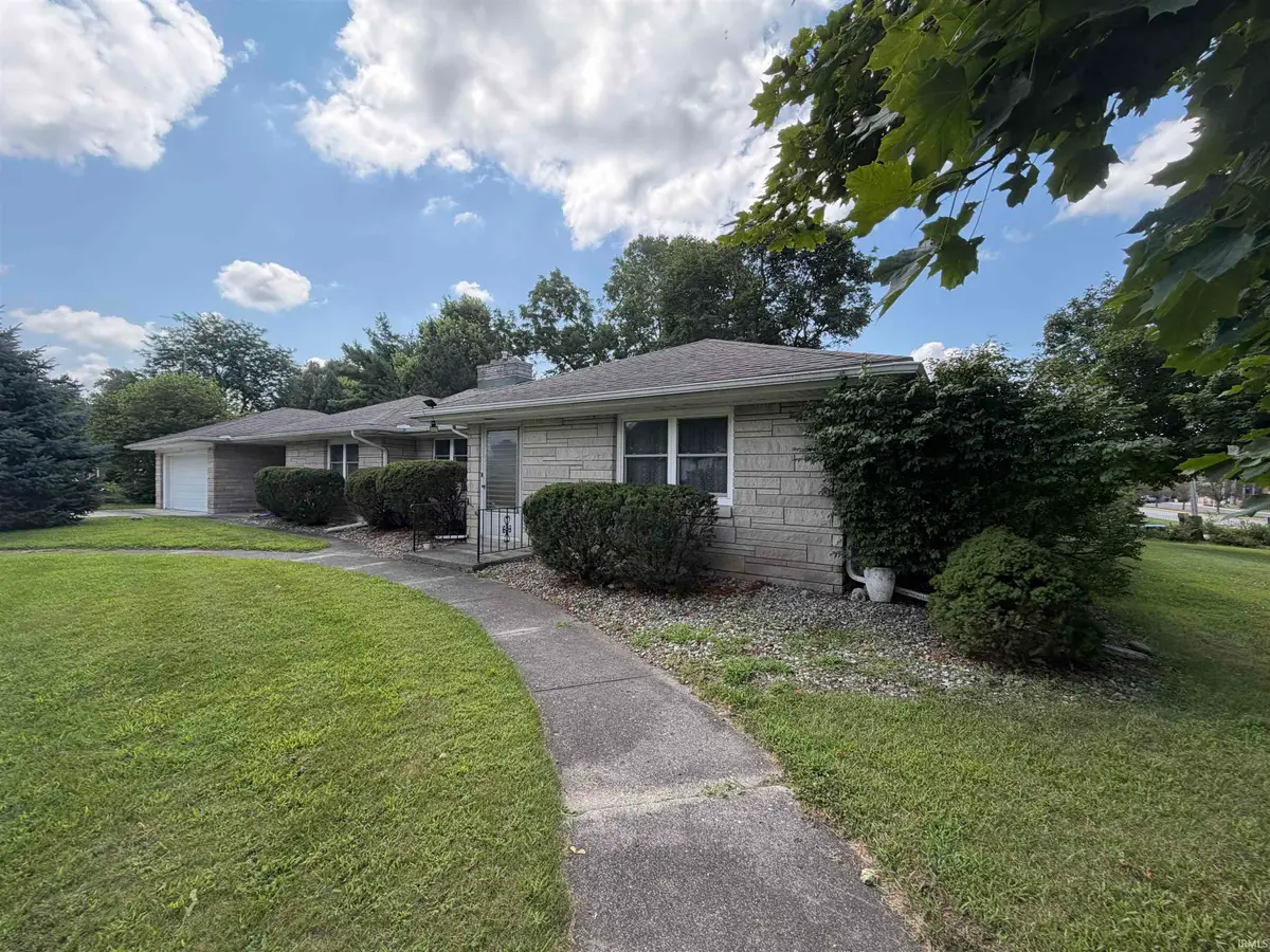 101 E College Avenue, Culver, IN 46511 - #1