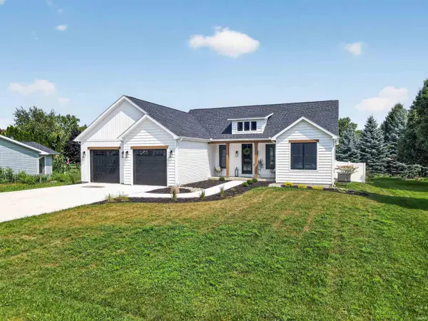 9186 E Snow White Road, Cromwell, IN 46732