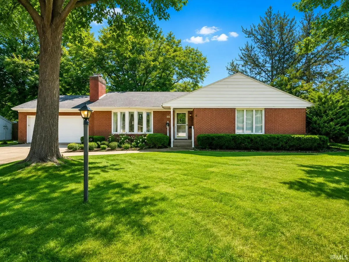 822 Oak Ridge Drive, South Bend, IN 46617 - #1