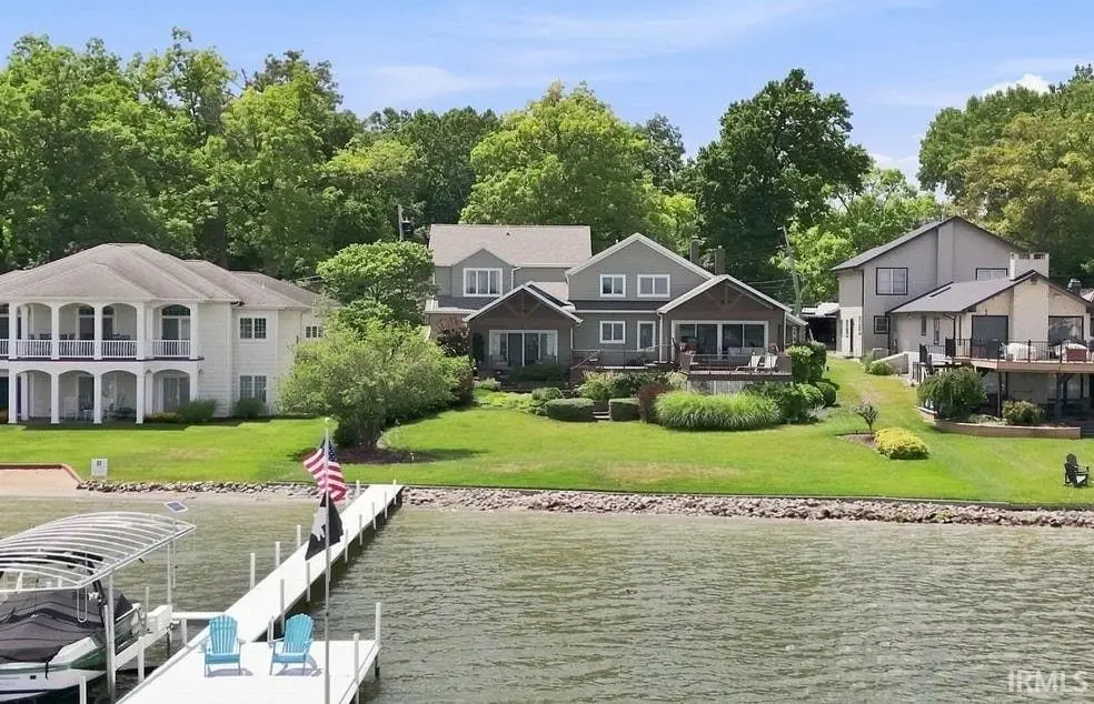 1322 Country Club Terrace, Warsaw, IN 46580 - #1