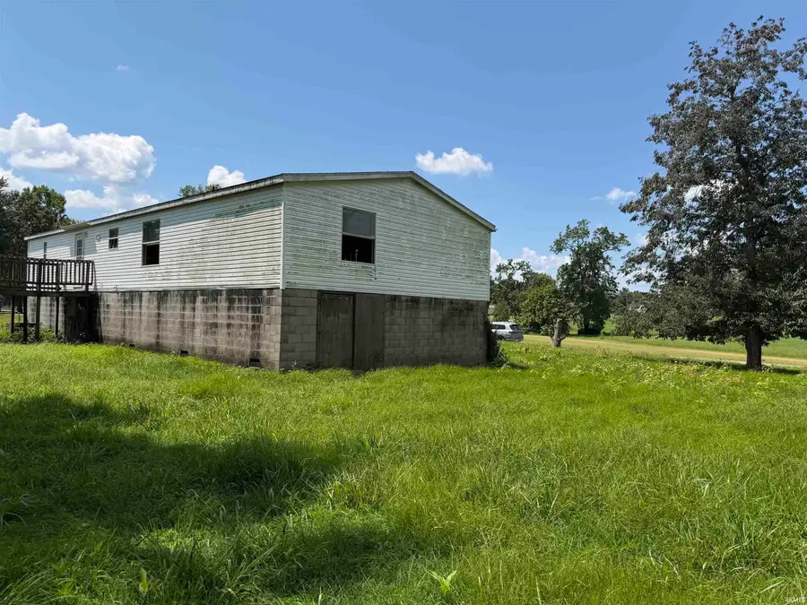 923 N Walnut Street, Grandview, IN 47615 - #3