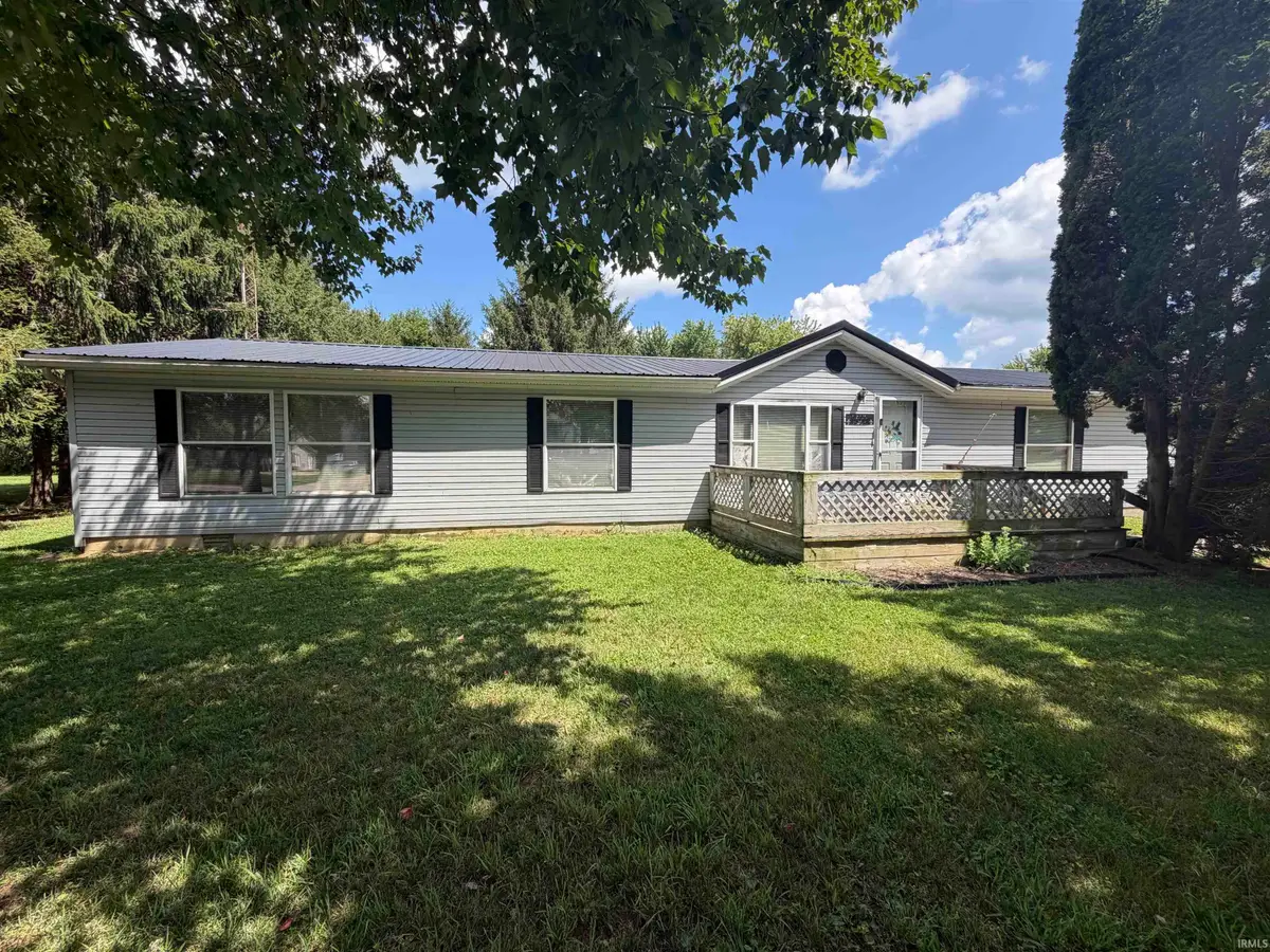 109 Michael Lane, Royal Center, IN 46978 - #1