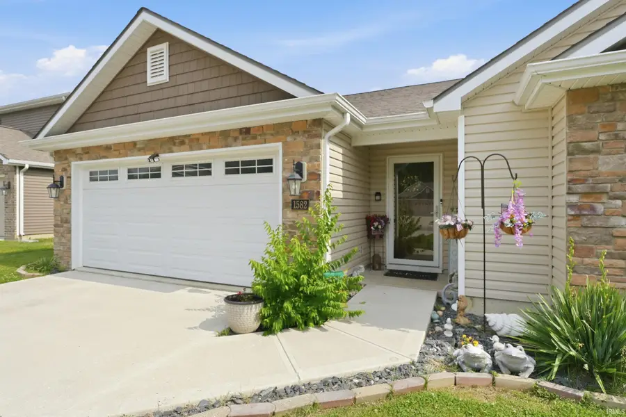 1582 Cuprum Pass, Fort Wayne, IN 46845 - #2