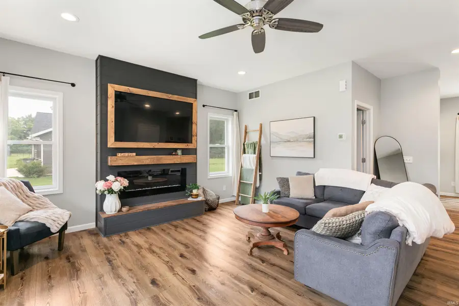 56580 Via Pisa Street, Elkhart, IN 46516 - #3