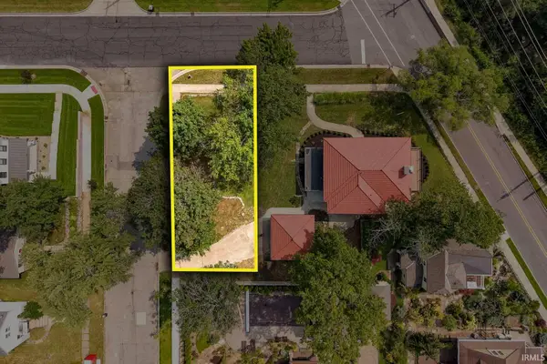 319 Corby Boulevard, South Bend, IN 46617