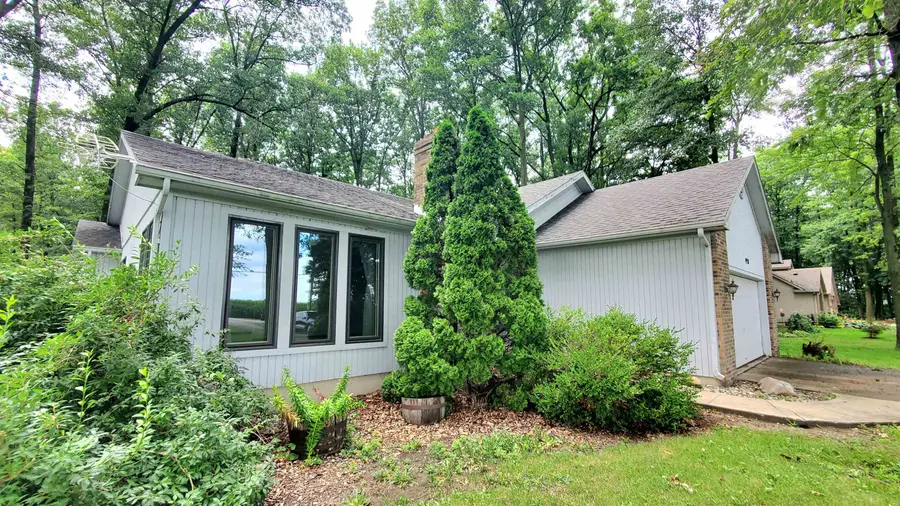 4928 S Webster Road, New Haven, IN 46774 - #3