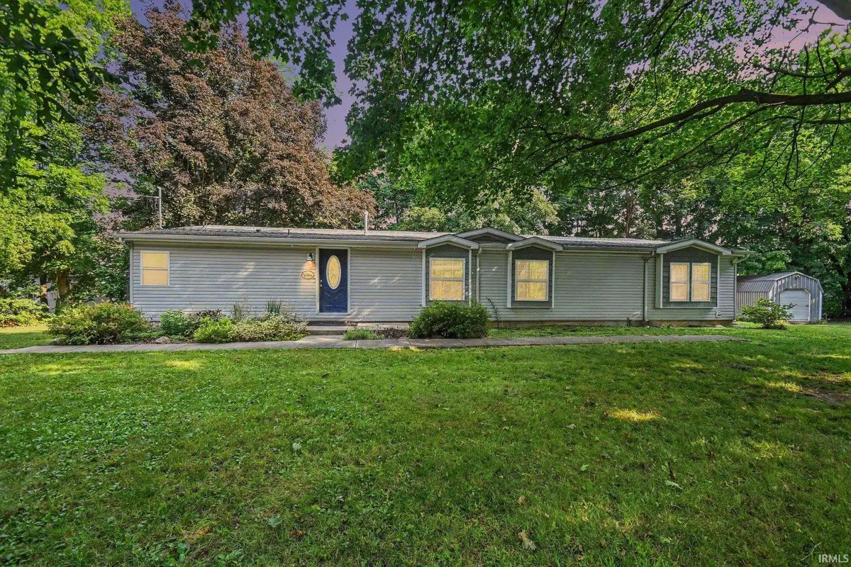 634 E Elkhart Street, Bristol, IN 46507 - #1