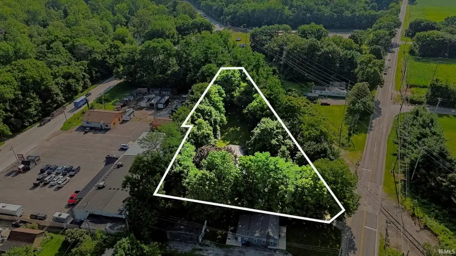 634 E Elkhart Street, Bristol, IN 46507 - #2