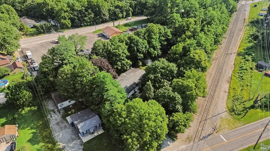 634 E Elkhart Street, Bristol, IN 46507 - #3