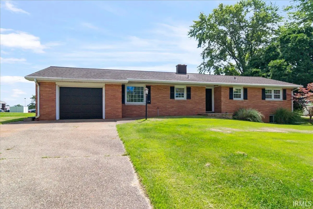 108 S Kensington Drive, Princeton, IN 47670 - #1