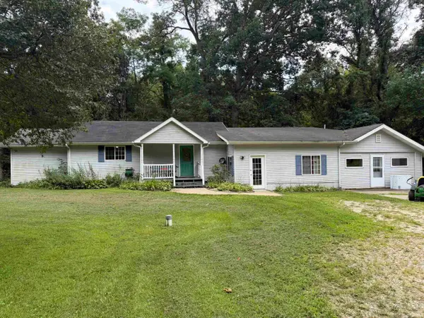 10066 Tulip Road, Plymouth, IN 46563