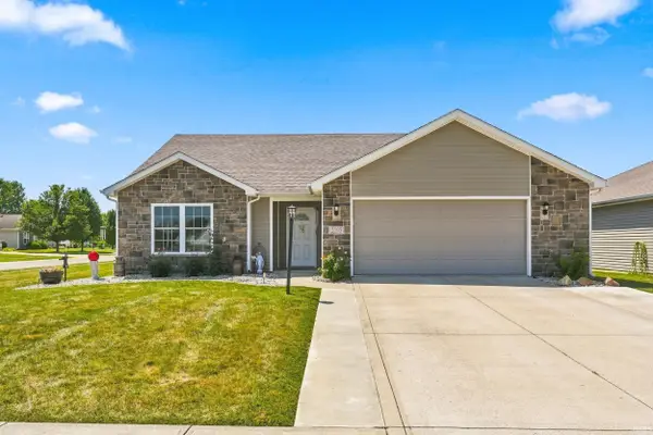 2105 Cedar Ridge Cove, Fort Wayne, IN 46818