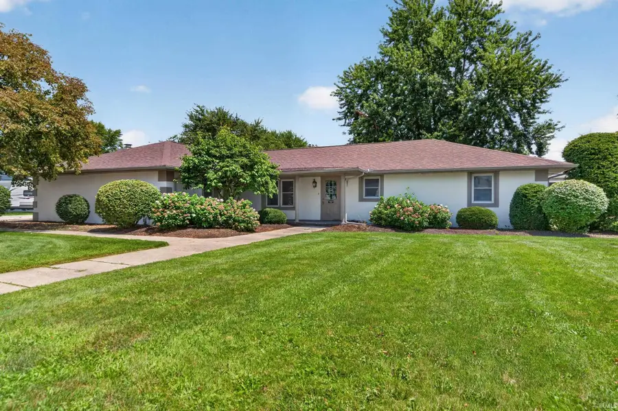 314 N Washington Street, Swayzee, IN 46986 - #3