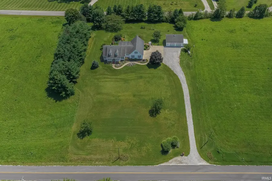 4810 S 50 E, Huntingburg, IN 47542 - #2