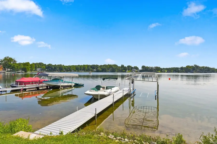 6005 S 970 E, Wolcottville, IN 46795 - #2