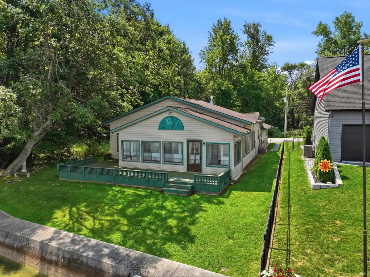 0545 E 680 S, Wolcottville, IN 46795 - #1