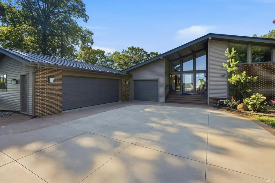 1420 Lake Bluff Drive, Kendallville, IN 46755 - #3