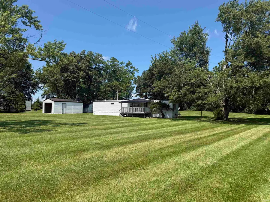 5744 E State Road 36, Mooreland, IN 47360 - #2