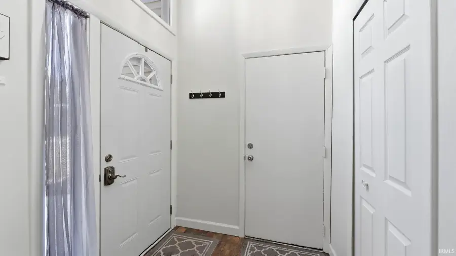 2102 Bayside Court, Fort Wayne, IN 46804 - #2