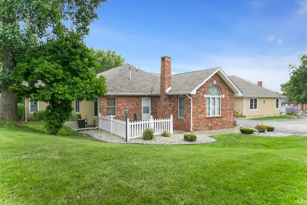 3855 Sandpiper Cove Run, South Bend, IN 46628
